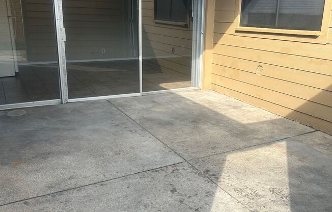 2 beds, 2 baths, 1,000 sqft, $1,725, Unit 3-1631-B