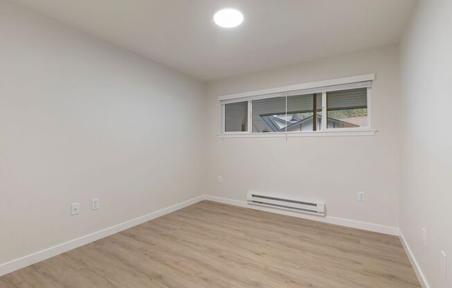 2 beds, 1 bath, 875 sqft, $2,195, Unit 14