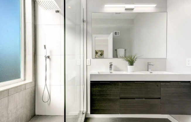 1420 N CAPITOL ST NW