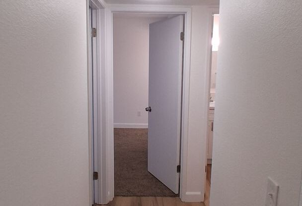2 beds, 2 baths, 836 sqft, $2,450, Unit 205