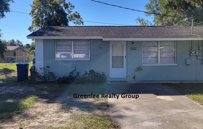 Updated 2 Bed/1Bath Duplex Apartment in beautiful Crystal River!