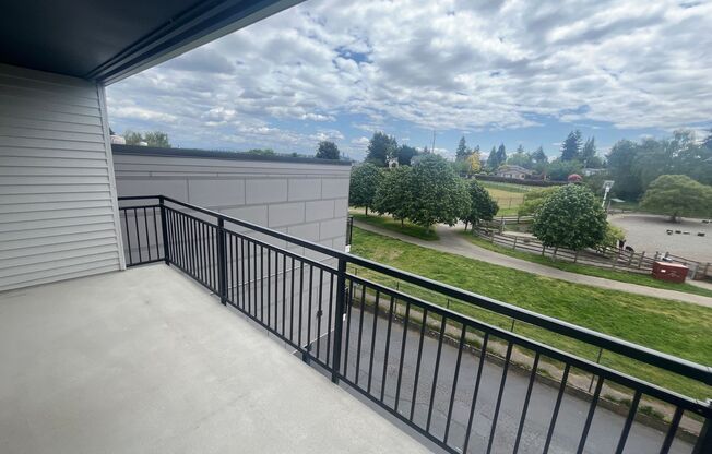 2 beds, 2 baths, 1,100 sqft, $2,695, Unit 3520 - 201