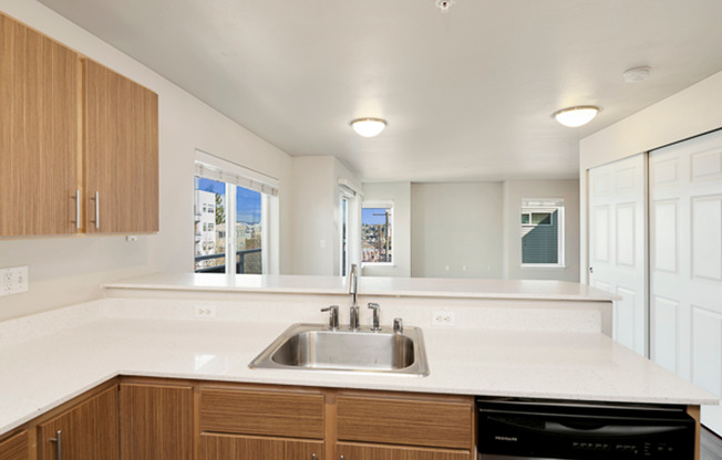 1 bed, 1 bath, 680 sqft, $2,095, Unit 301
