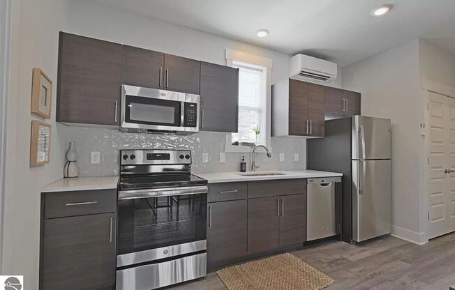 1 bed, 1 bath, $1,495