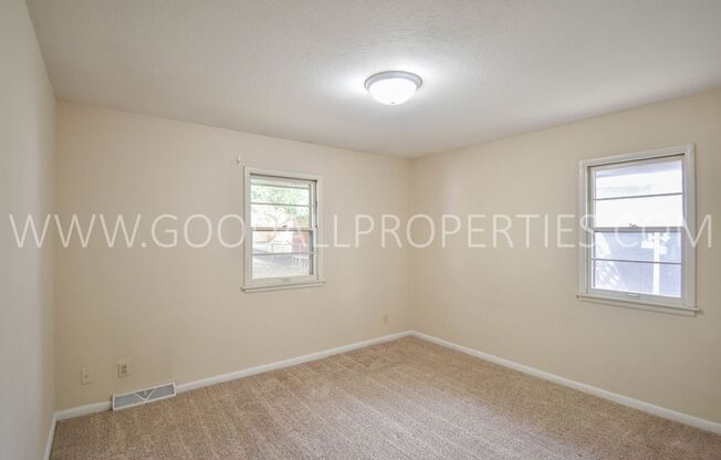 3 beds, 1 bath, $1,625