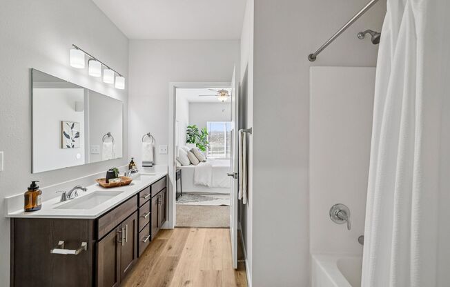 2 beds, 2 baths, 1,034 sqft, $1,875, Unit 2987-110