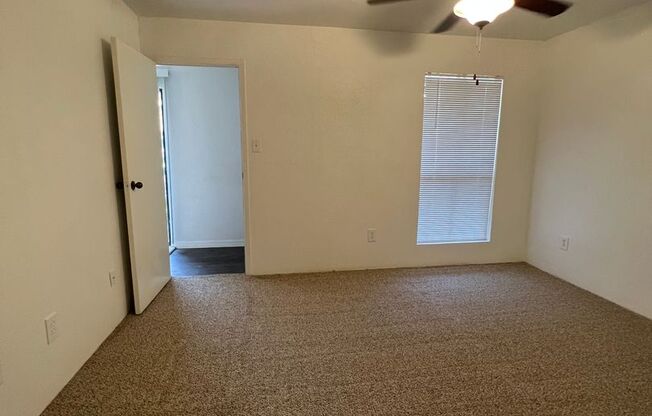 2 beds, 2 baths, 914 sqft, $1,095, Unit 22-908