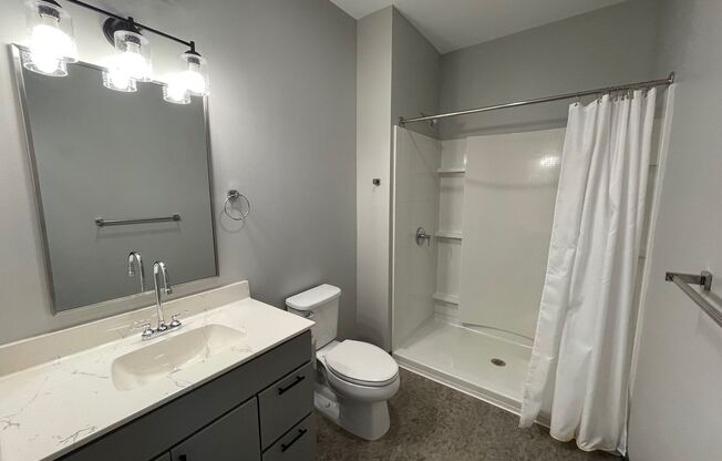 Studio, 1 bath, 472 sqft, $1,715, Unit 214