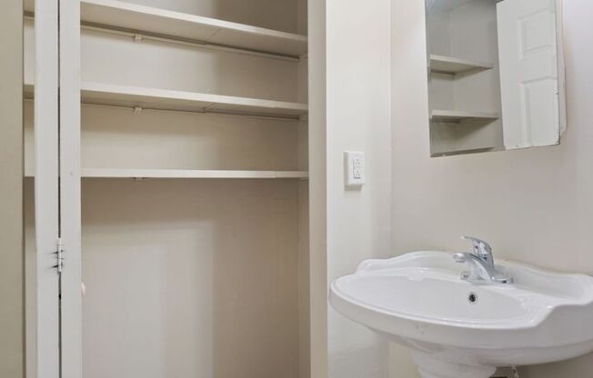 1 bed, 1 bath, 485 sqft, $775, Unit 3606-103