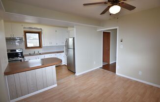 3 beds, 1 bath, $1,600