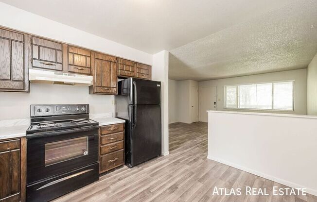 64 NEWPORT CIR