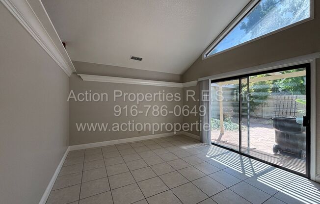 Gated Johnson Ranch: 3 Bed, 2.5 Bath - New Flooring - Amazing School District!