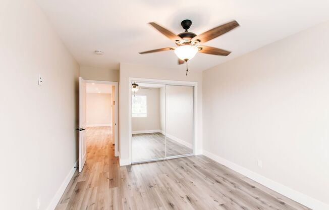 2 beds, 1 bath, $3,495, Unit 25306 Cypress Street