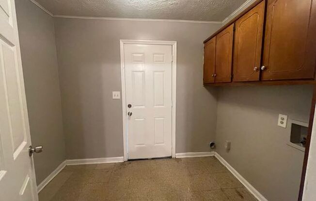 2 beds, 1 bath, $850