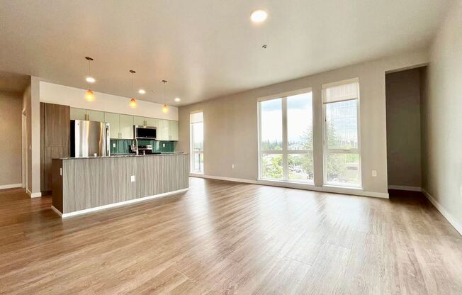 2 beds, 1 bath, $3,000