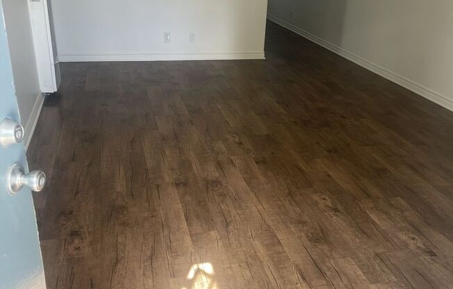 Cowan 6520 El Cortez