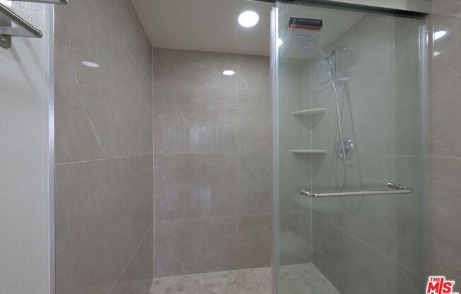 2 beds, 2 baths, 1,071 sqft, $3,999, Unit 801