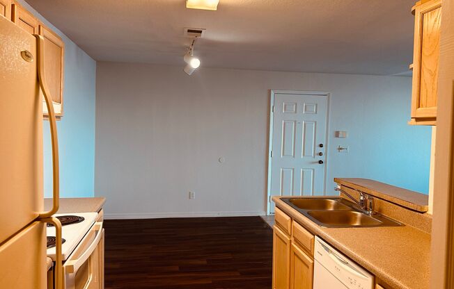 Sand Lake Private Residences Condo