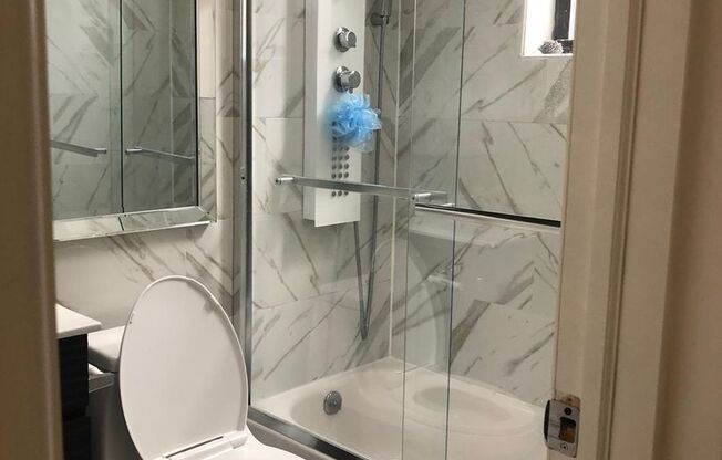 124-14 Metropolitan Ave