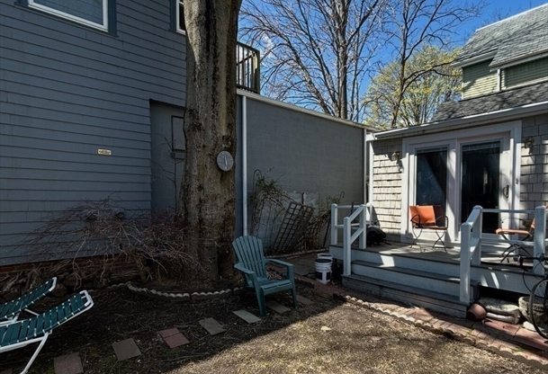 4 SAINT MARY RD