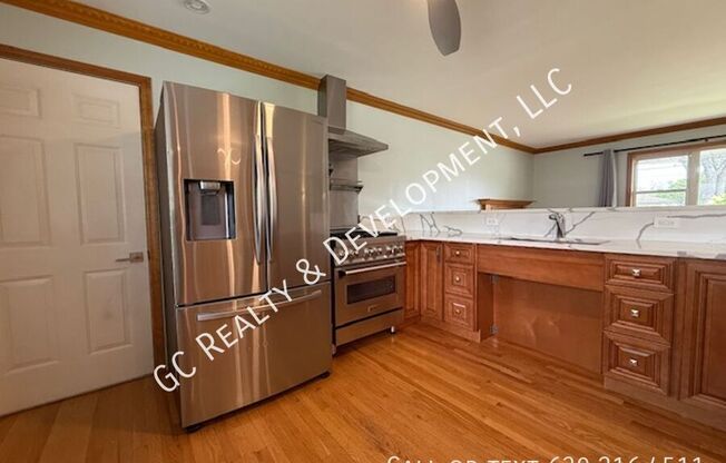 381 W MILLERS RD