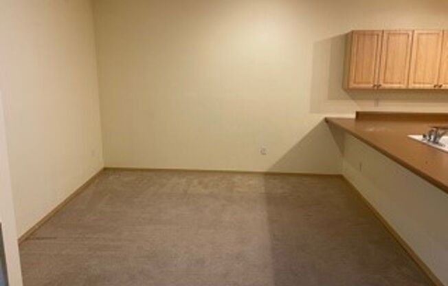 1 bed, 1 bath, 579 sqft, $1,450