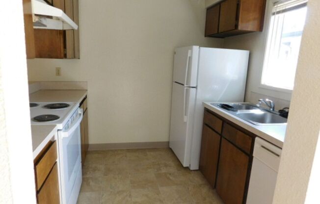 2 beds, 1 bath, 900 sqft, $1,350, Unit 1443