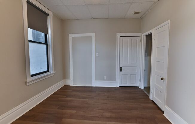 1 bed, 1 bath, 300 sqft, $975, Unit Apt 23