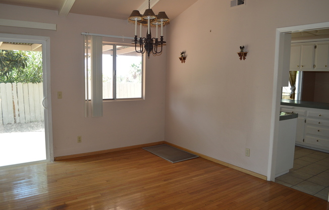 3 beds, 2 baths, $4,000