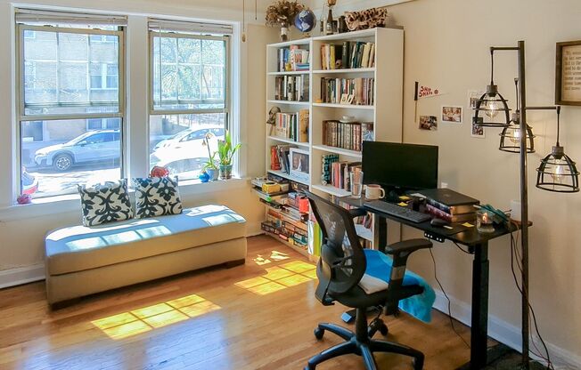 2 beds, 1 bath, 1,030 sqft, $1,950, Unit 5103-2