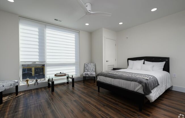 1 bed, 1 bath, 620 sqft, $1,870, Unit 222