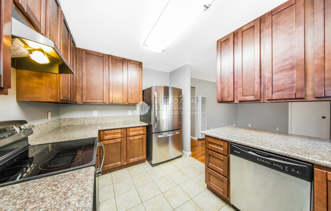 2860 Brookdale Ave.