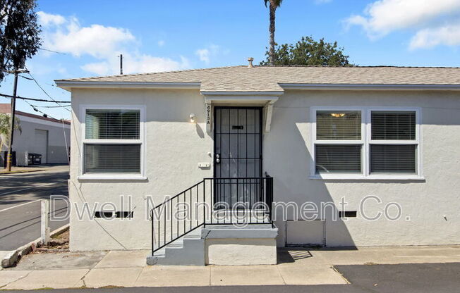 4913 GUAVA AVE