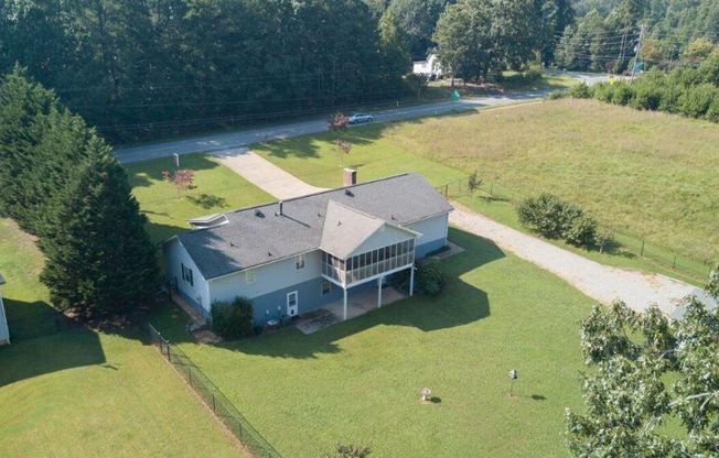 3022 WILDWOOD ROAD
