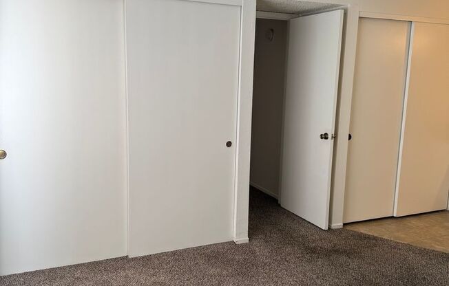 1 bed, 1 bath, $1,070, Unit 66