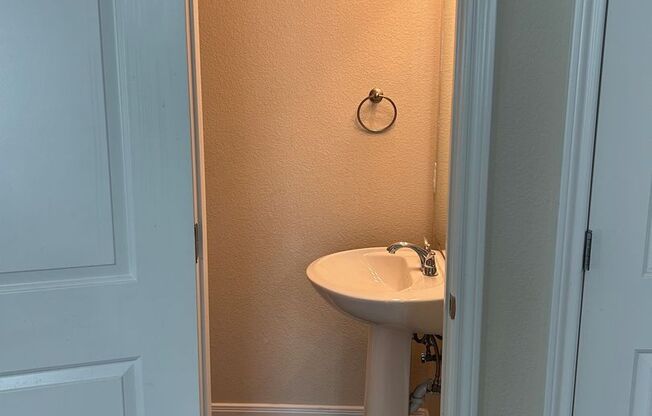 2 beds, 2.5 baths, 1,265 sqft, $1,395, Unit 3202