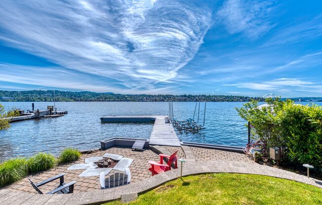 Mercer Island Waterfront Home