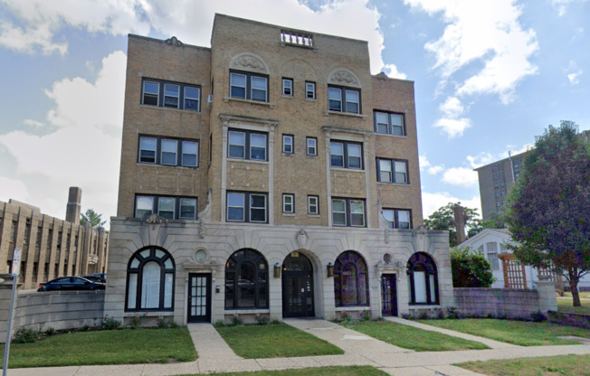 Whitestone Manor Apartments