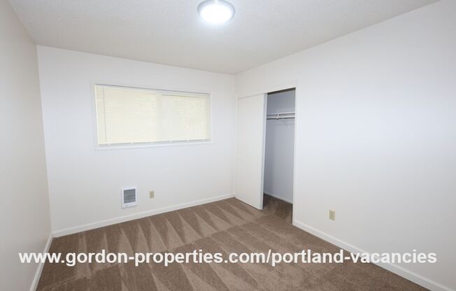 2 beds, 1 bath, $1,595