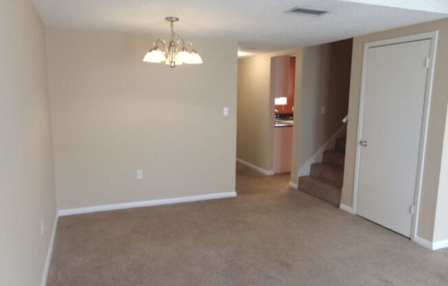 2 beds, 1.5 baths, $1,500, Unit # 7 C