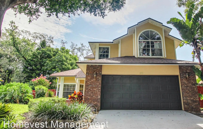 913 RED DANDY DR