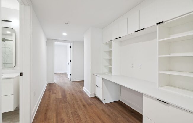 1 bed, 1 bath, 764 sqft, $2,930, Unit 201
