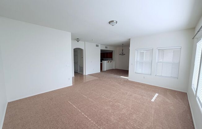 GREAT SUMMERLIN CONDO IN GATED COMMUNITY!!