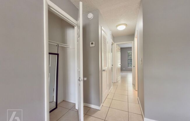 2 beds, 1 bath, 825 sqft, $1,095, Unit 916#A205