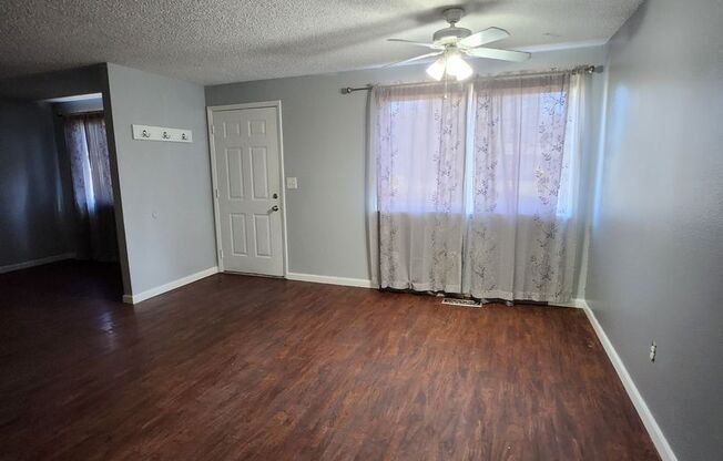 3 Bedroom Home Excellent Location Near Schools