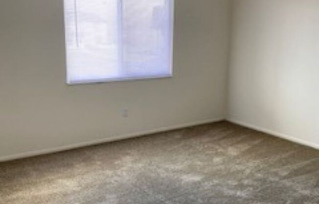 1 bed, 1 bath, 637 sqft, $1,012, Unit 11 - 1101