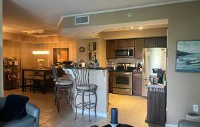 2 beds, 2 baths, $1,950