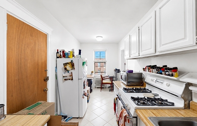 1 bed, 1 bath, 550 sqft, $2,195, Unit 28