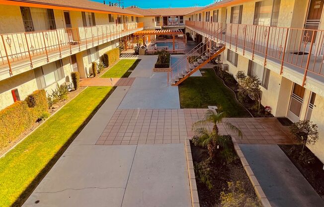 Casa Granada Apartments