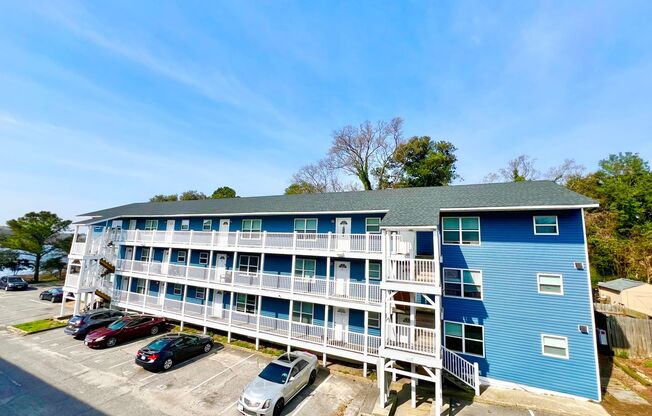 2 beds, 2 baths, 950 sqft, $1,705, Unit 2107-10